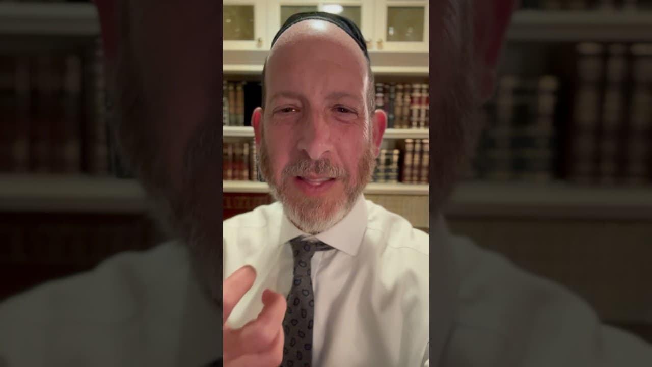 Ah Gut Shabbos! Feel It In Your Heels (Eiykev)