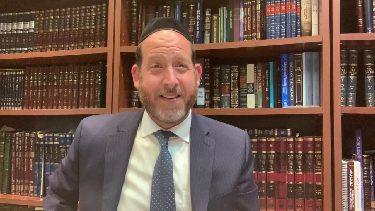 Emunah Minute: It’s All About the Effort (Ata Chonen L’Adam Daas, Shmona Esrei)