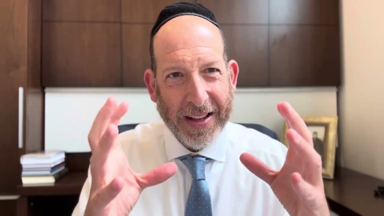 Virtual Drasha: The Prism of the Present (Chukas)